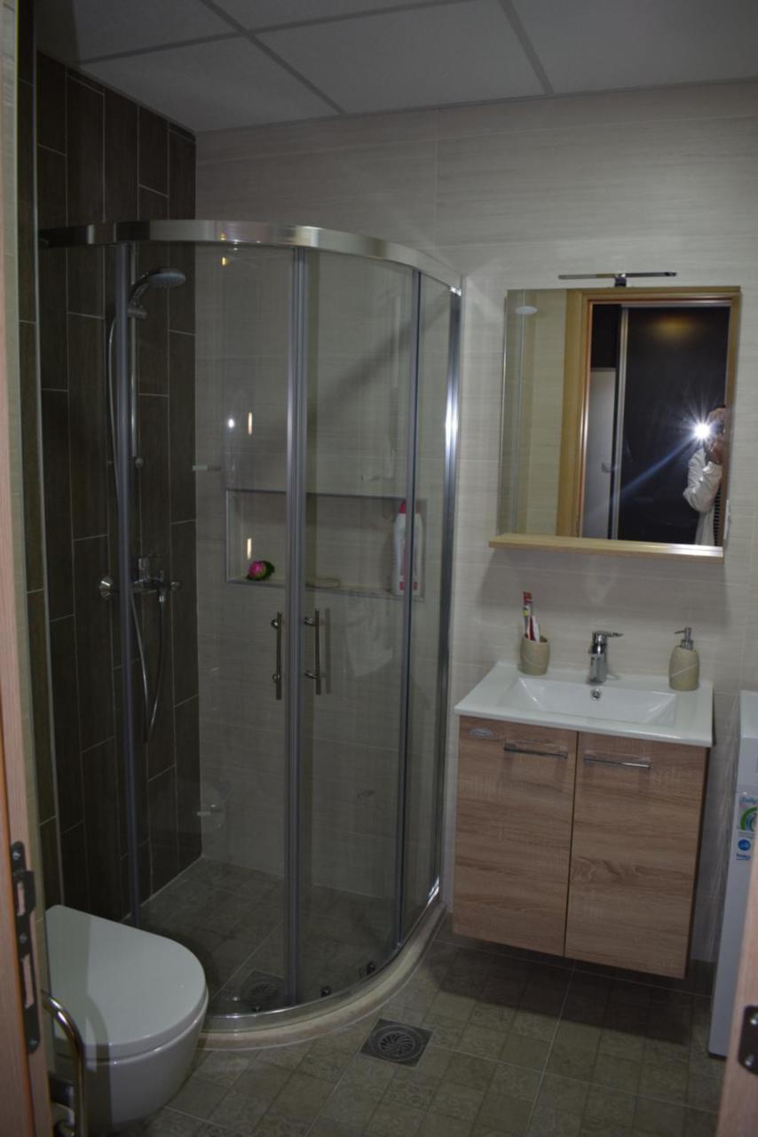 Gabriela & Marjan Luxury Self Check-In Flatiron Apartment Skopje Ngoại thất bức ảnh